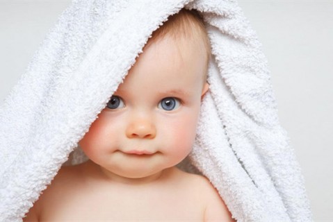 母乳喂养多久最好 母乳到2岁的珠海捐卵宝宝智商高吗